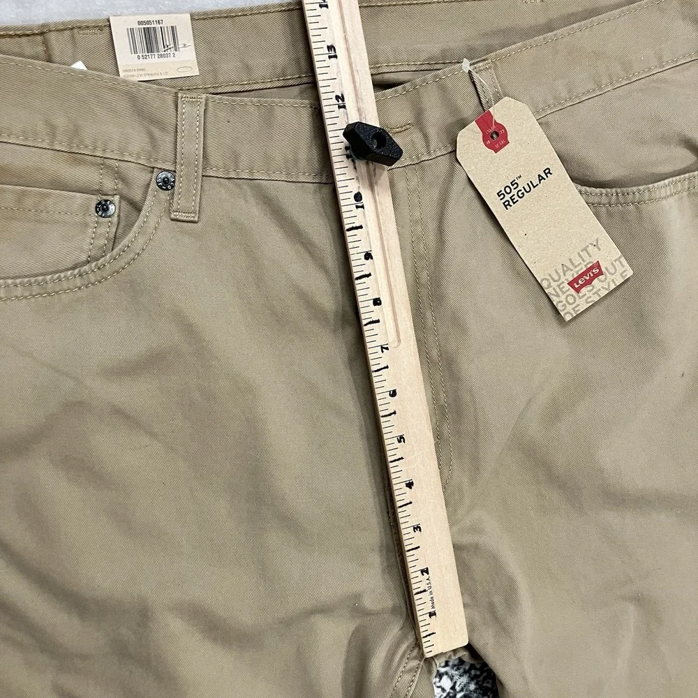 Levi's 505 Regular Fit‎ Jeans Mens Size 38x30 Khaki Straight Leg NWT
